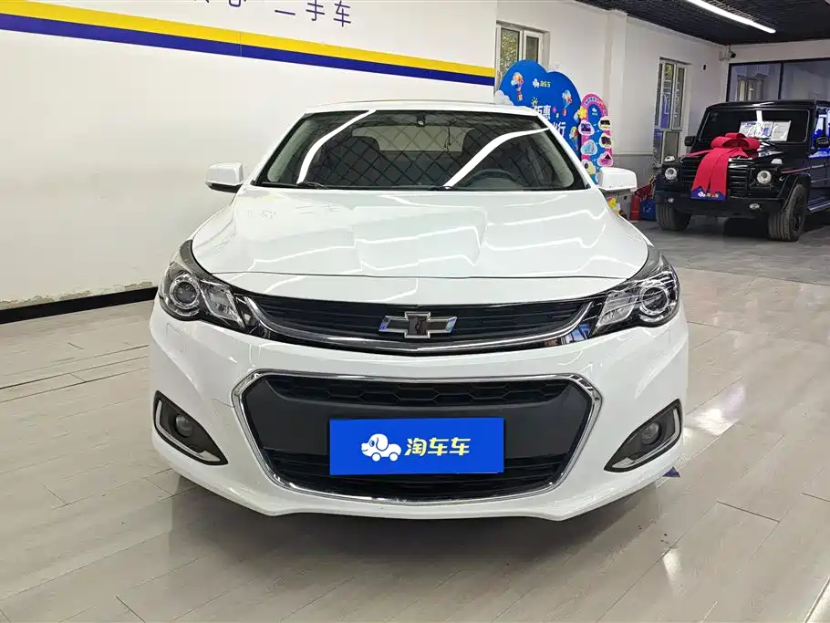 Chevrolet Malibu 2018 — фото 2