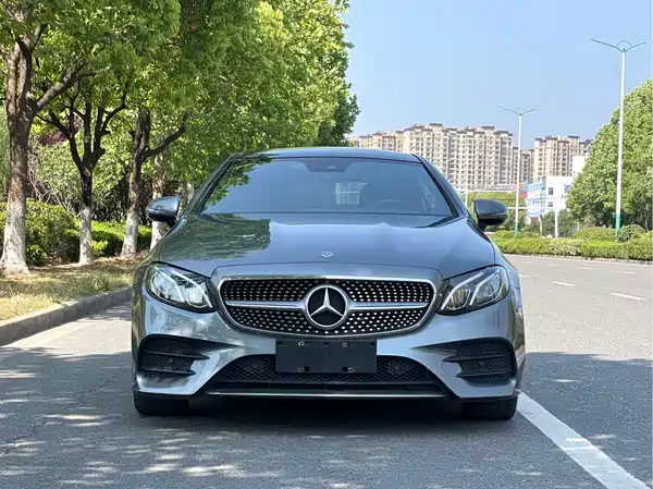 Mercedes-Benz E-Class 2018