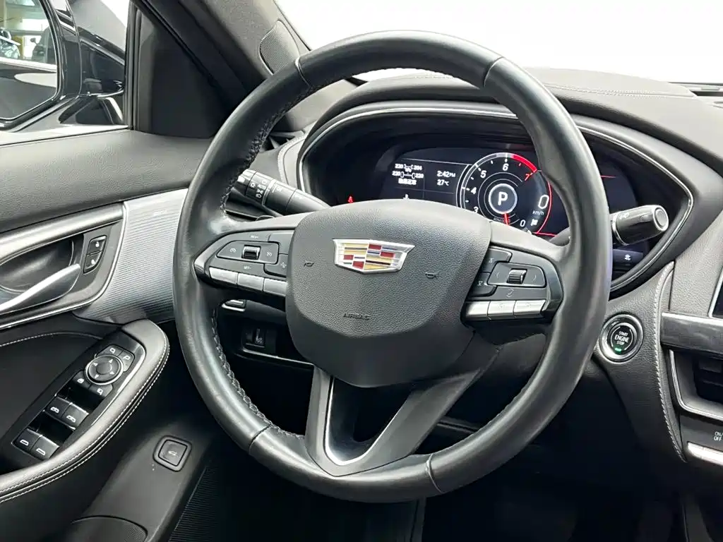 Cadillac CT5 2023 — фото 21