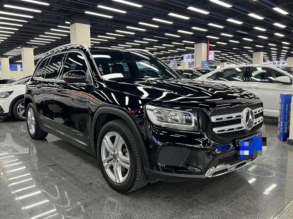 Mercedes-Benz GLB 2021