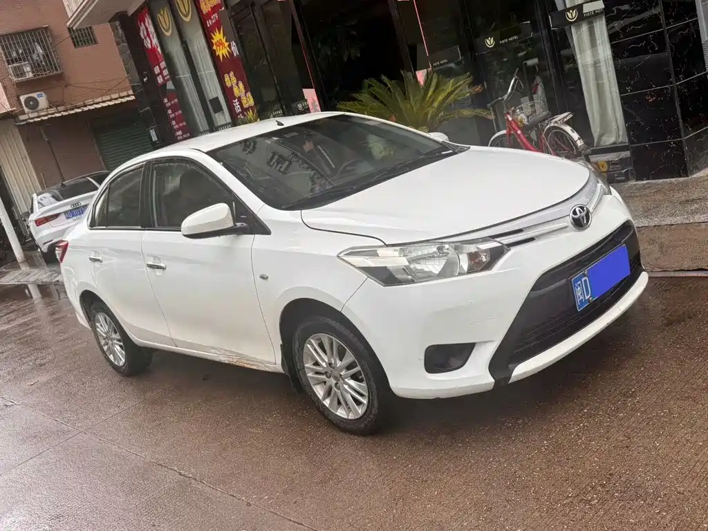 Toyota Vios 2015