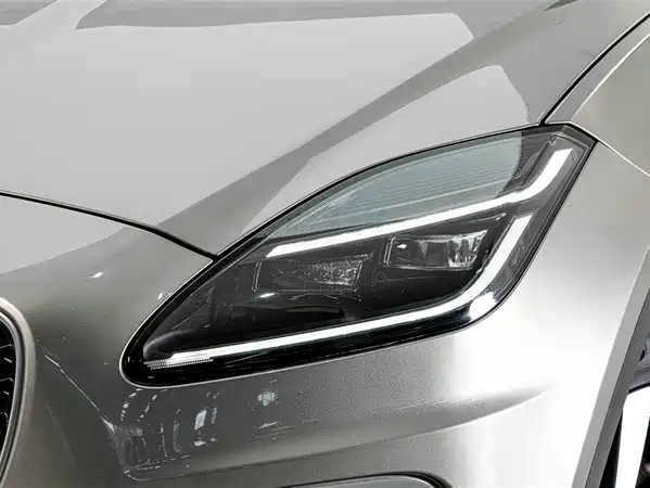 Jaguar E-PACE 2023