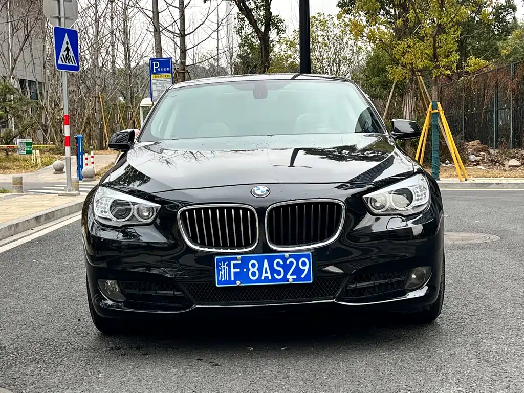BMW 5 Series GT 2010 — фото 2