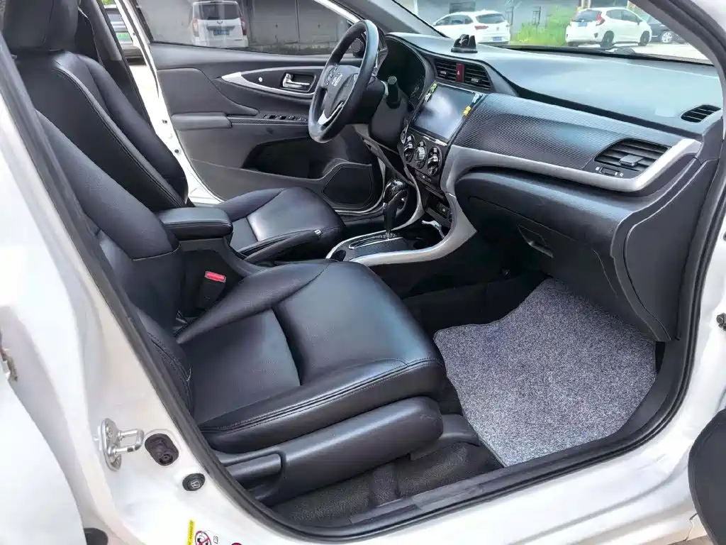 Honda Crider 2016