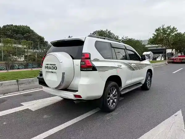 Toyota Prado 2018