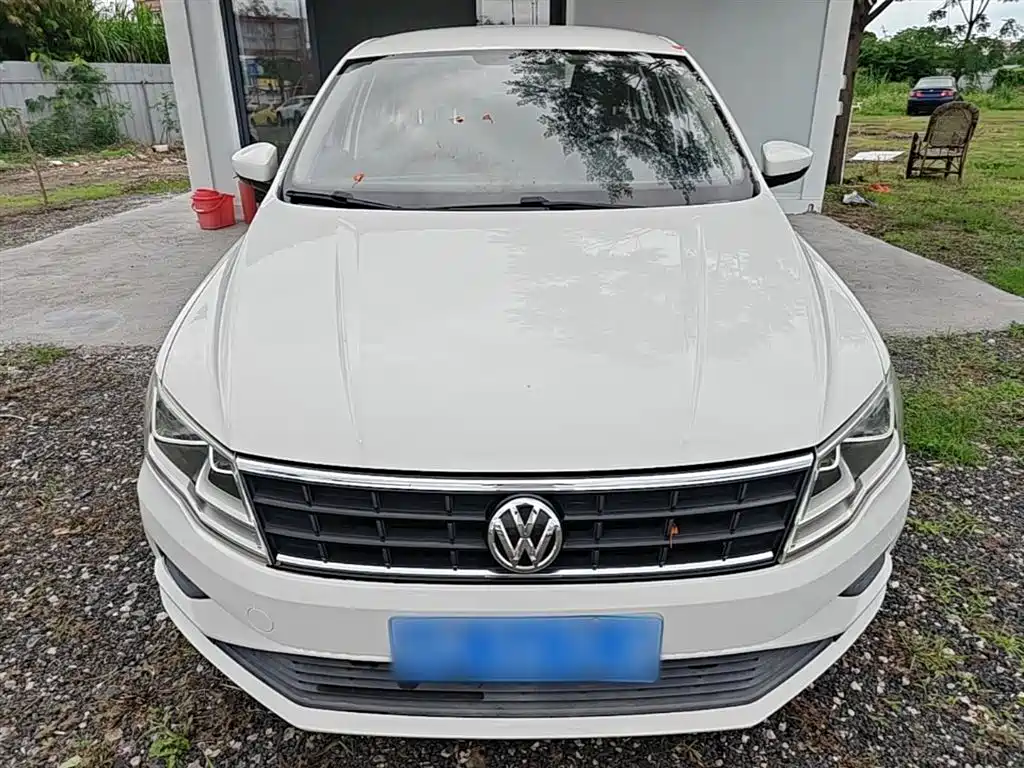 Volkswagen Jetta 2017 — фото 3