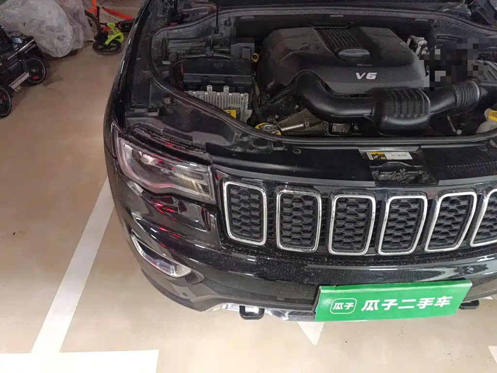 Jeep Grand Cherokee 2018 — фото 20