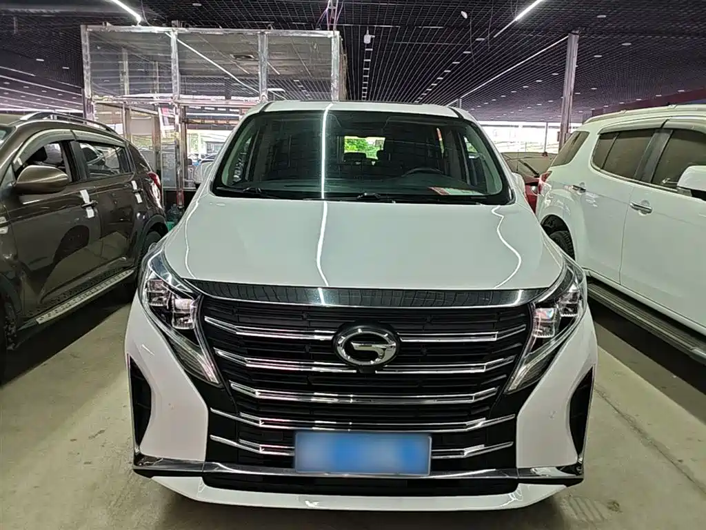 GAC Motor Trumpchi M8 2022 — фото 3
