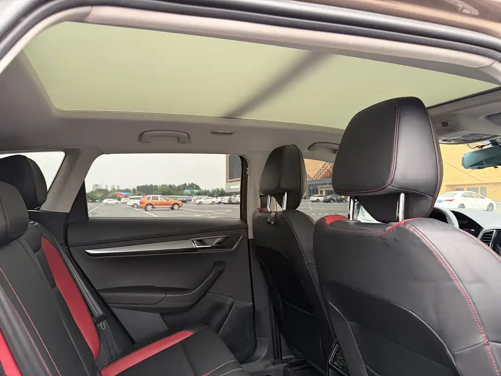 Skoda Karoq 2022 — фото 17