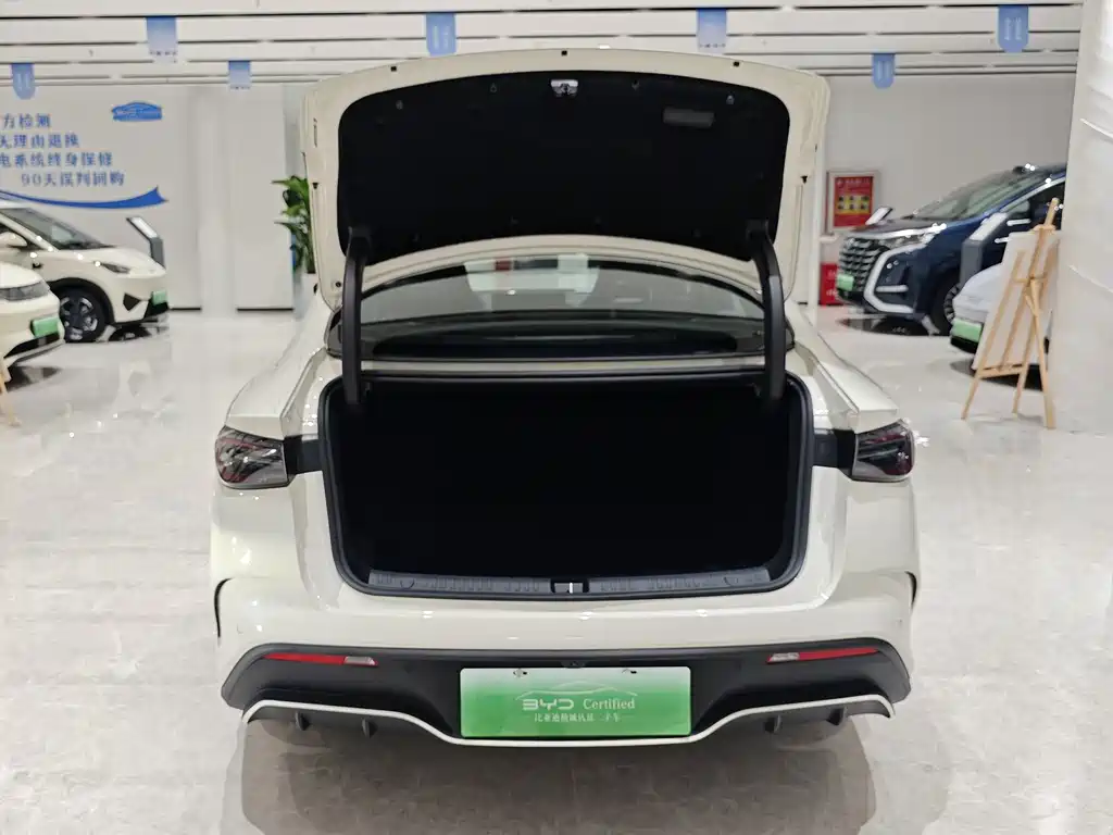 BYD Seal 06 2025 — фото 15