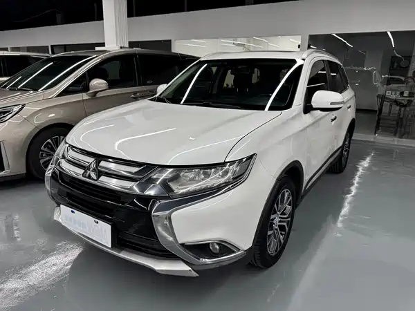 Mitsubishi Outlander 2018
