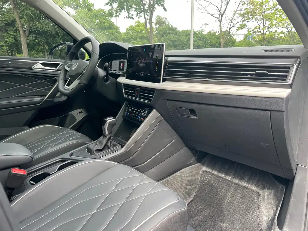 Volkswagen Tiguan L 2025 — фото 14
