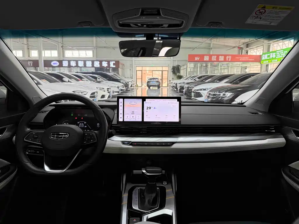 Geely Emgrand L 2022 — фото 14
