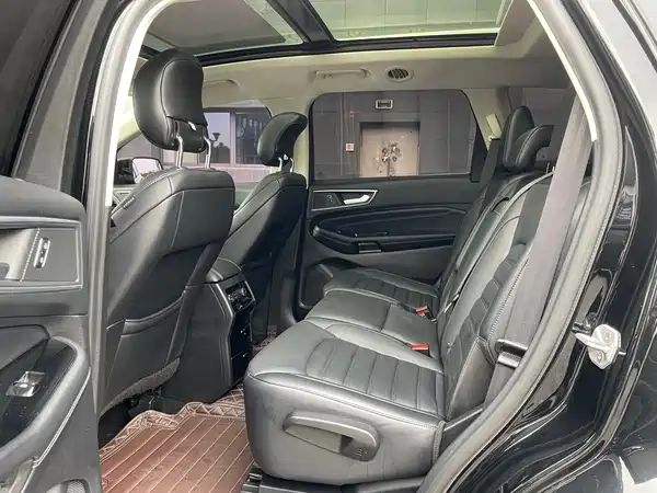 Ford Edge 2018