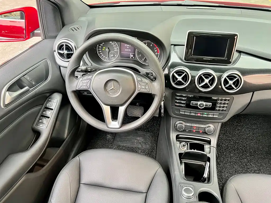 Mercedes-Benz B-Class 2014 — фото 10