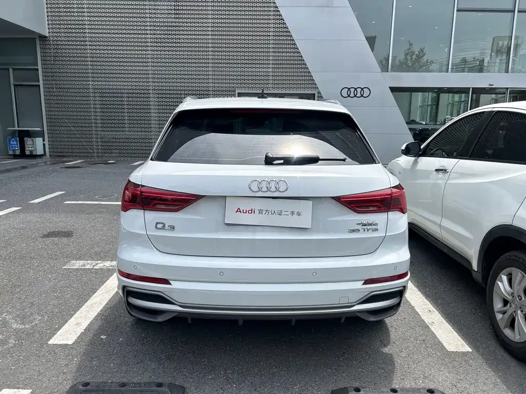 Audi Q3 2022 — фото 17
