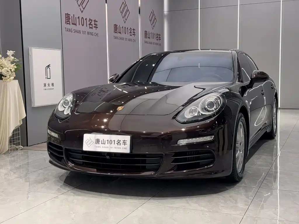 Porsche Panamera 2015 — фото 1