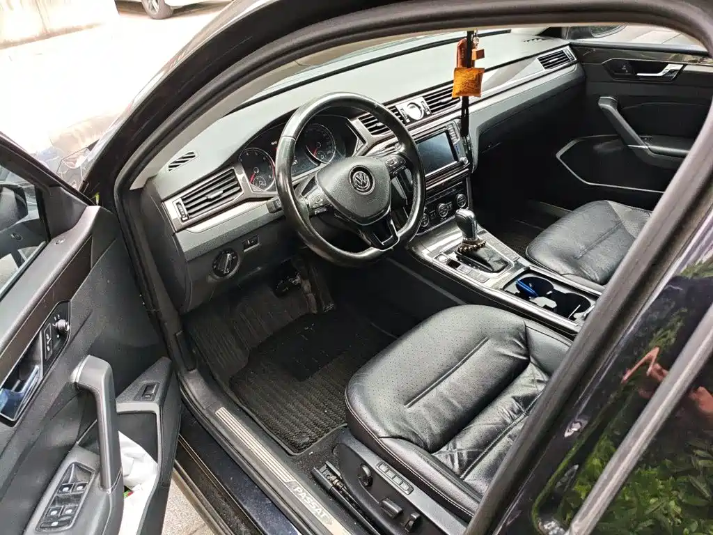 Volkswagen Passat 2016 — фото 14