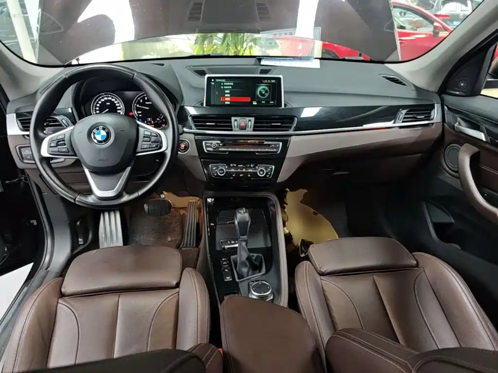 BMW X1 2018 — фото 10