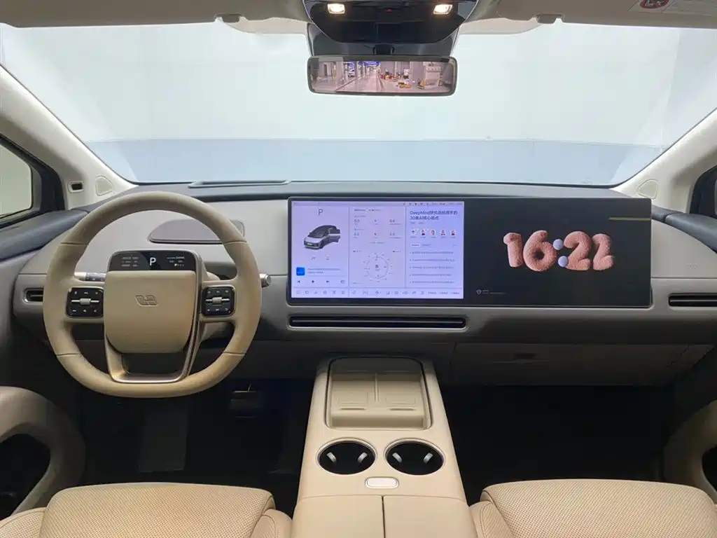Li Auto i8 2026 — фото 13