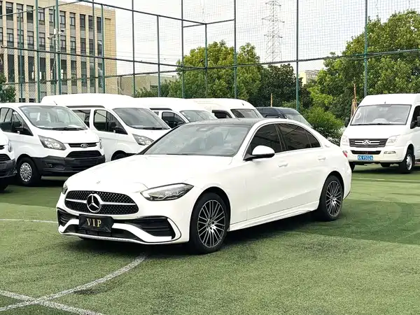 Mercedes-Benz C-Class 2025