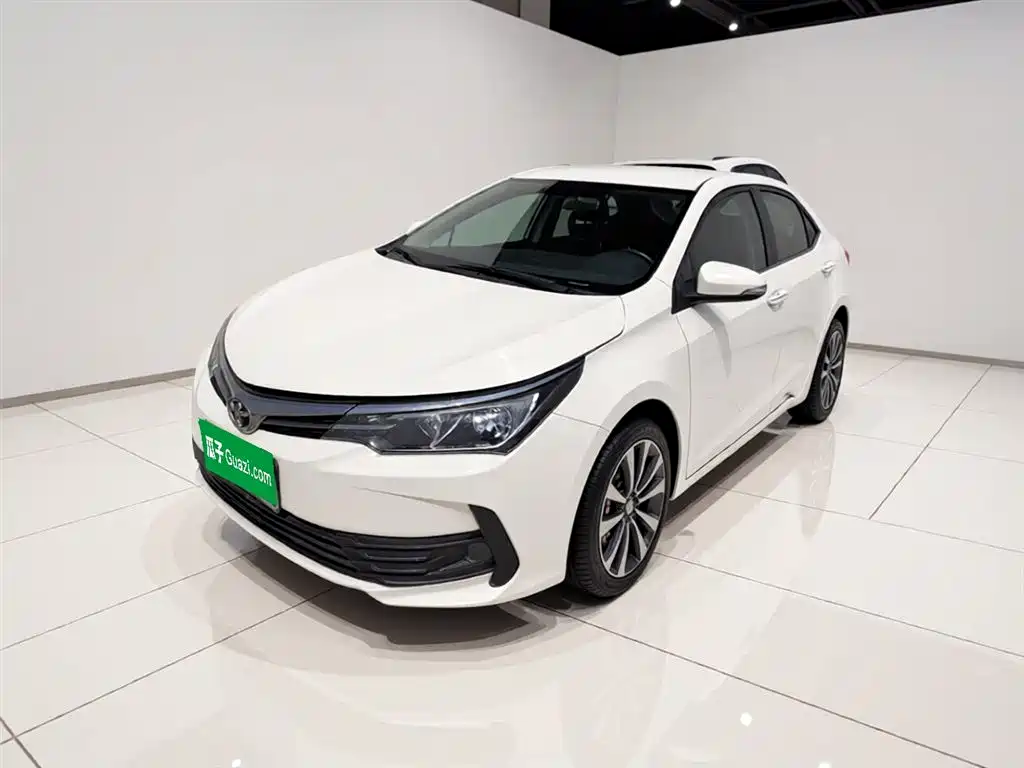 Toyota Corolla 2019 — фото 2