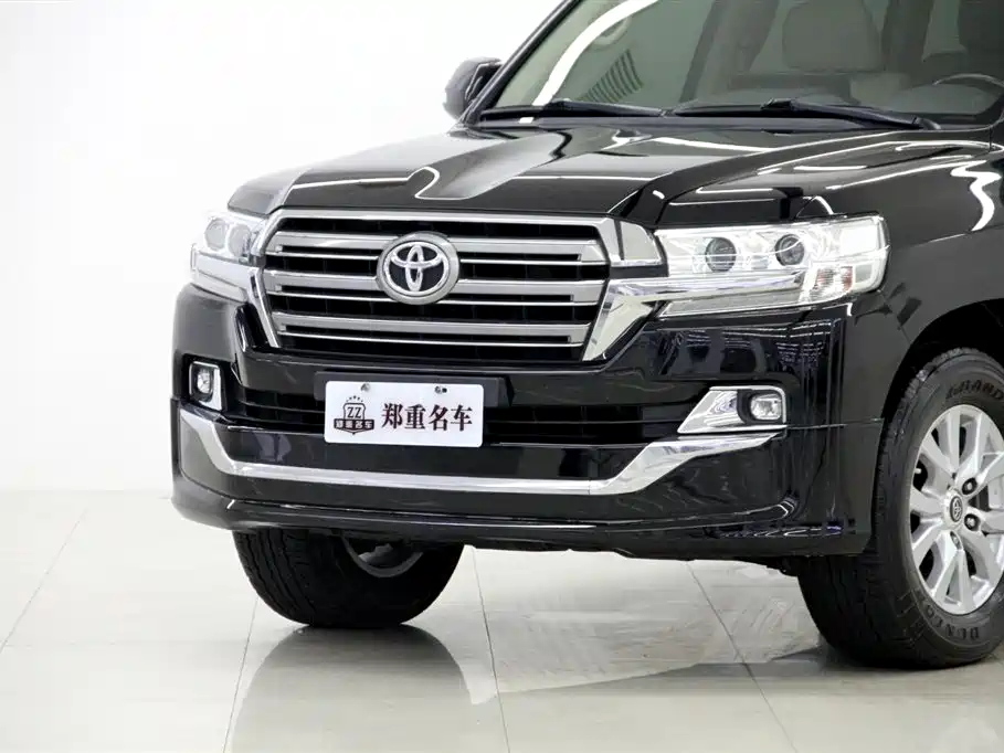 Toyota Land Cruiser 2019 — фото 28