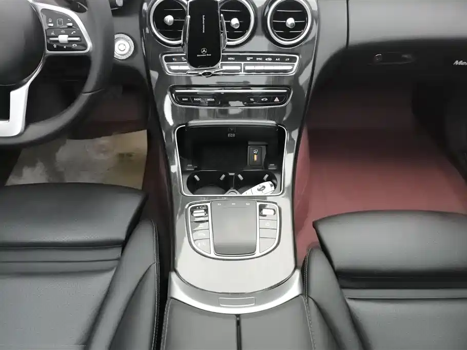 Mercedes-Benz C-Class 2018 — фото 16