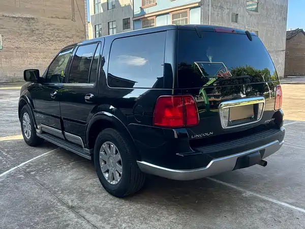 Lincoln Navigator 2004
