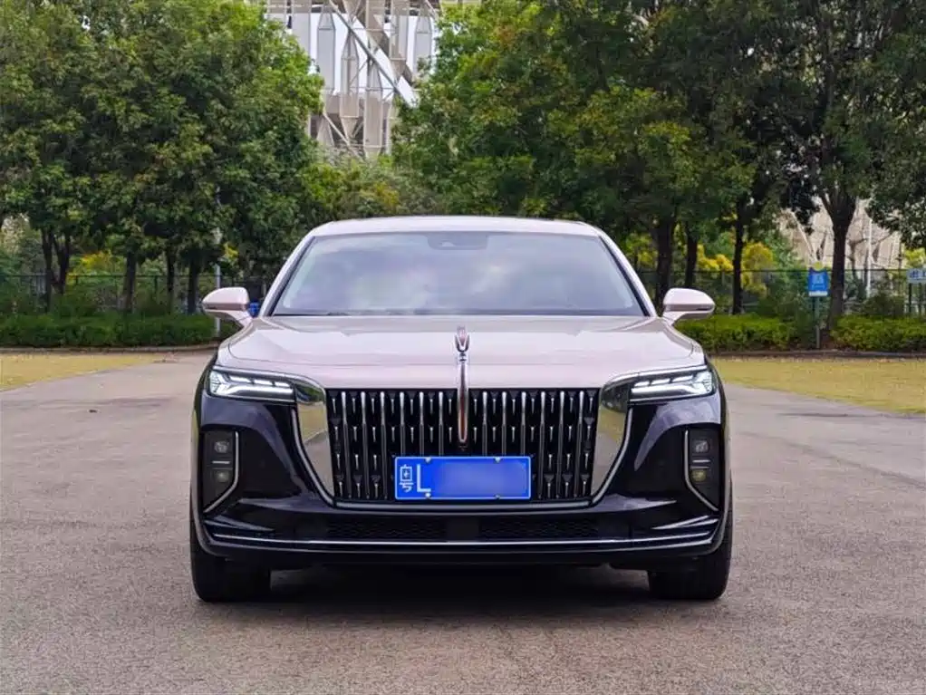 Hongqi H9 2025 — фото 2