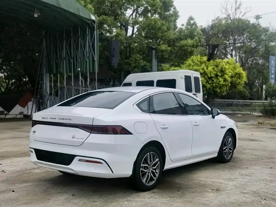 BYD Qin PLUS 2023 — фото 5