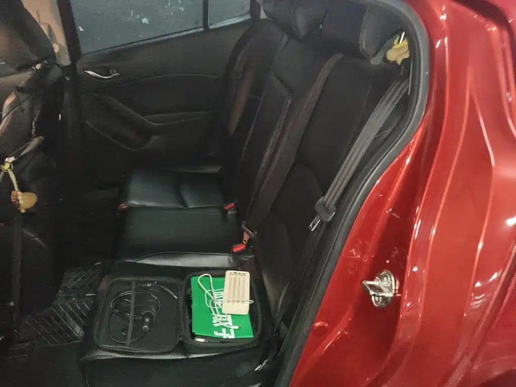 Mazda 3 Angkesela 2015 — фото 15
