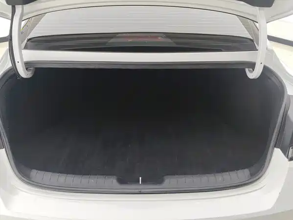 Hyundai Elantra 2021