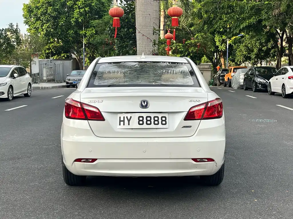 Changan Eado 2016 — фото 15