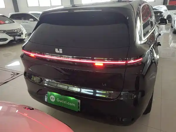 Li Auto L6 2024