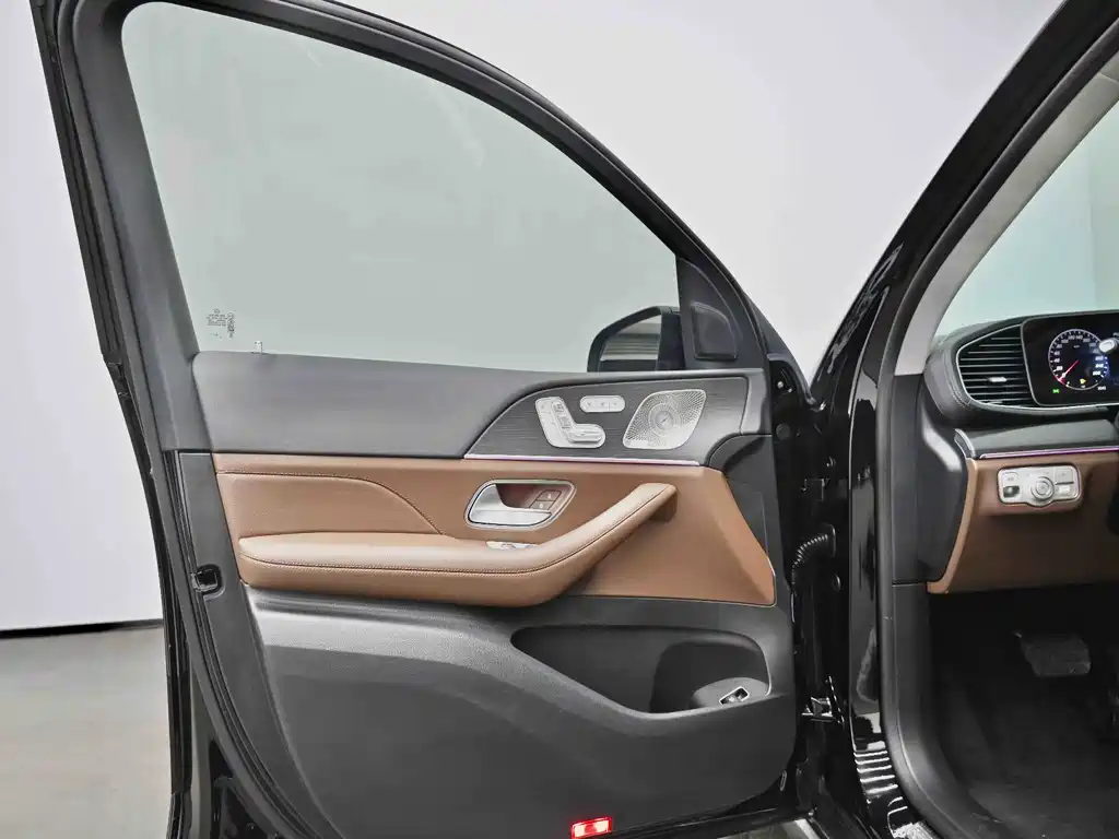 Mercedes-Benz GLE 2024 — фото 33