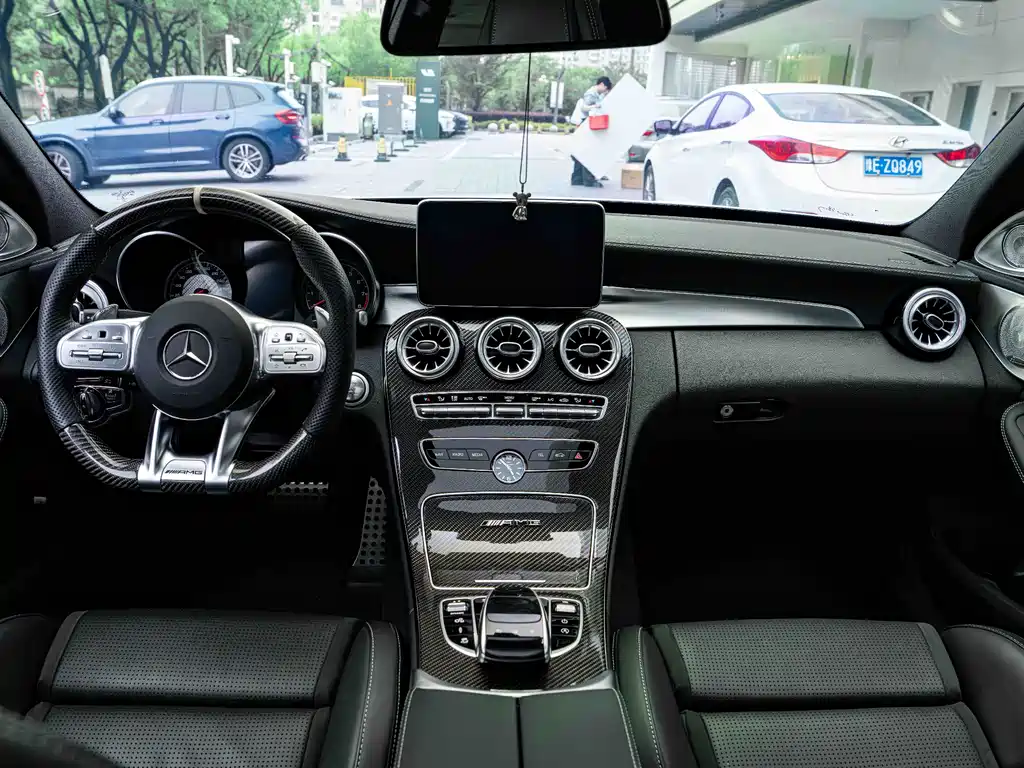 Mercedes-Benz C-Class AMG 2016 — фото 16