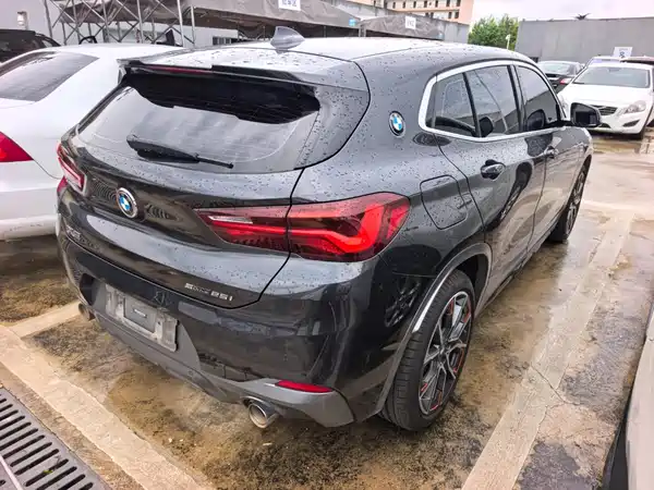 BMW X2 2021