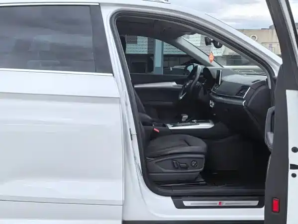Audi Q5L 2019