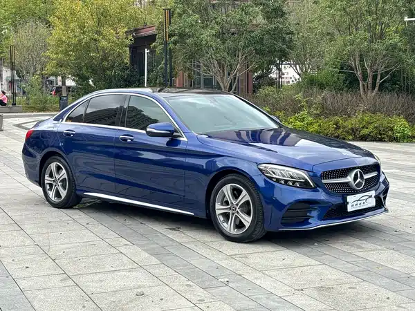 Mercedes-Benz C-Class 2020