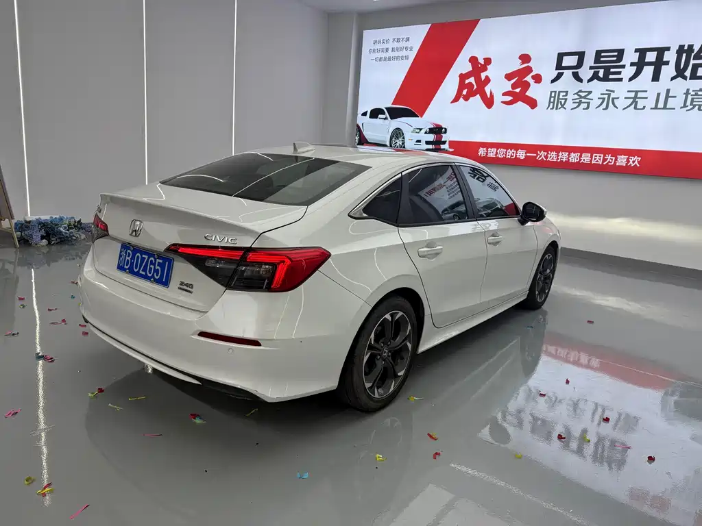 Honda Civic 2022 — фото 12