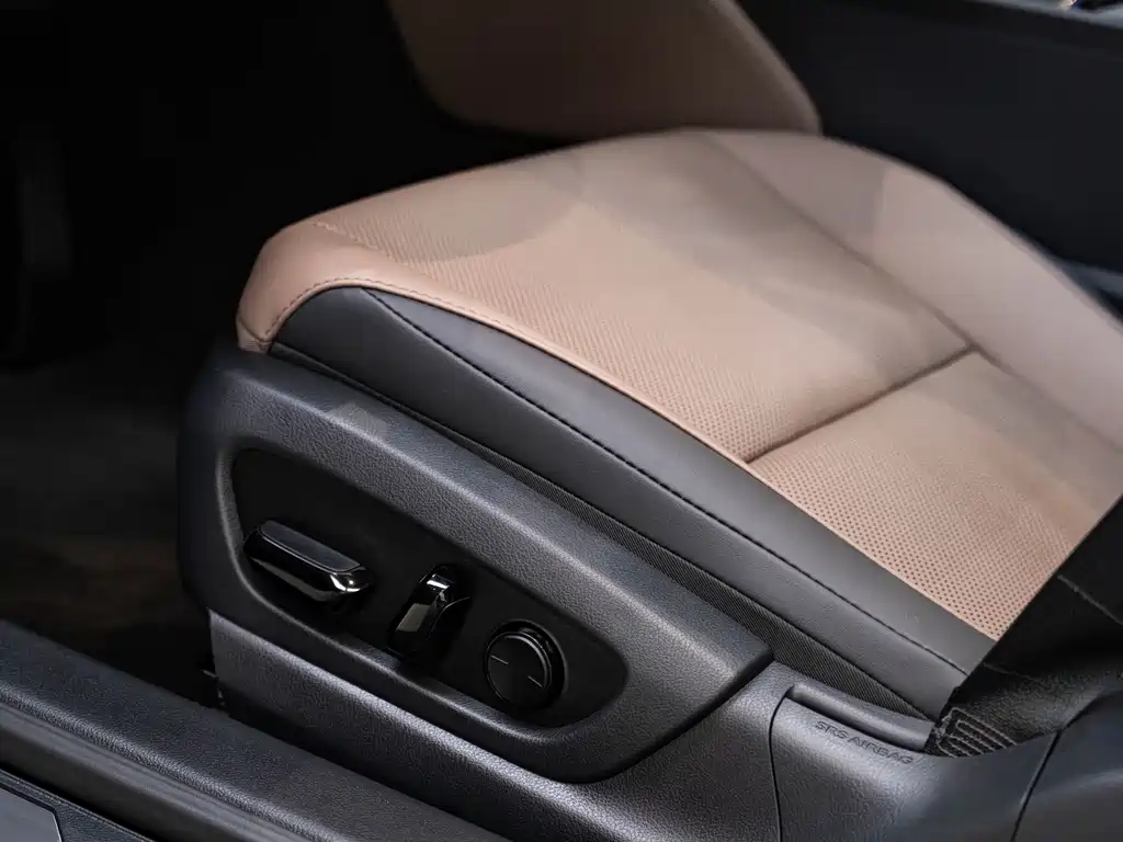 Lexus ES 2025 — фото 19
