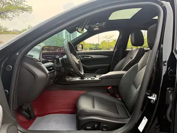 Cadillac CT5 2025