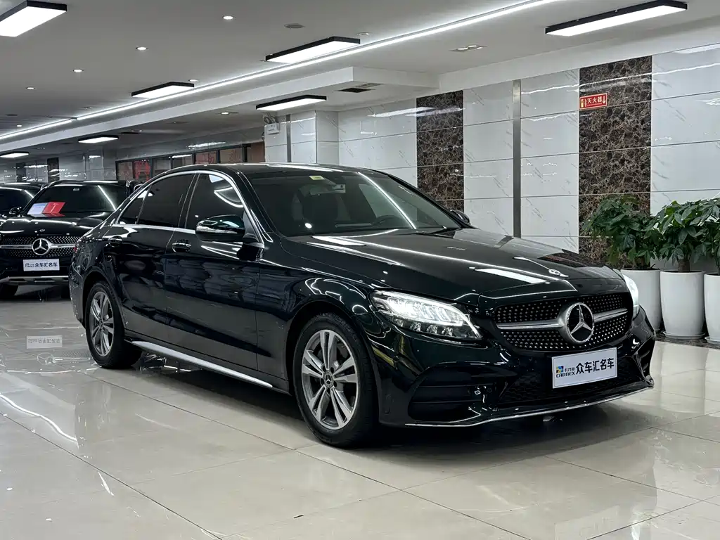 Mercedes-Benz C-Class 2020 — фото 3