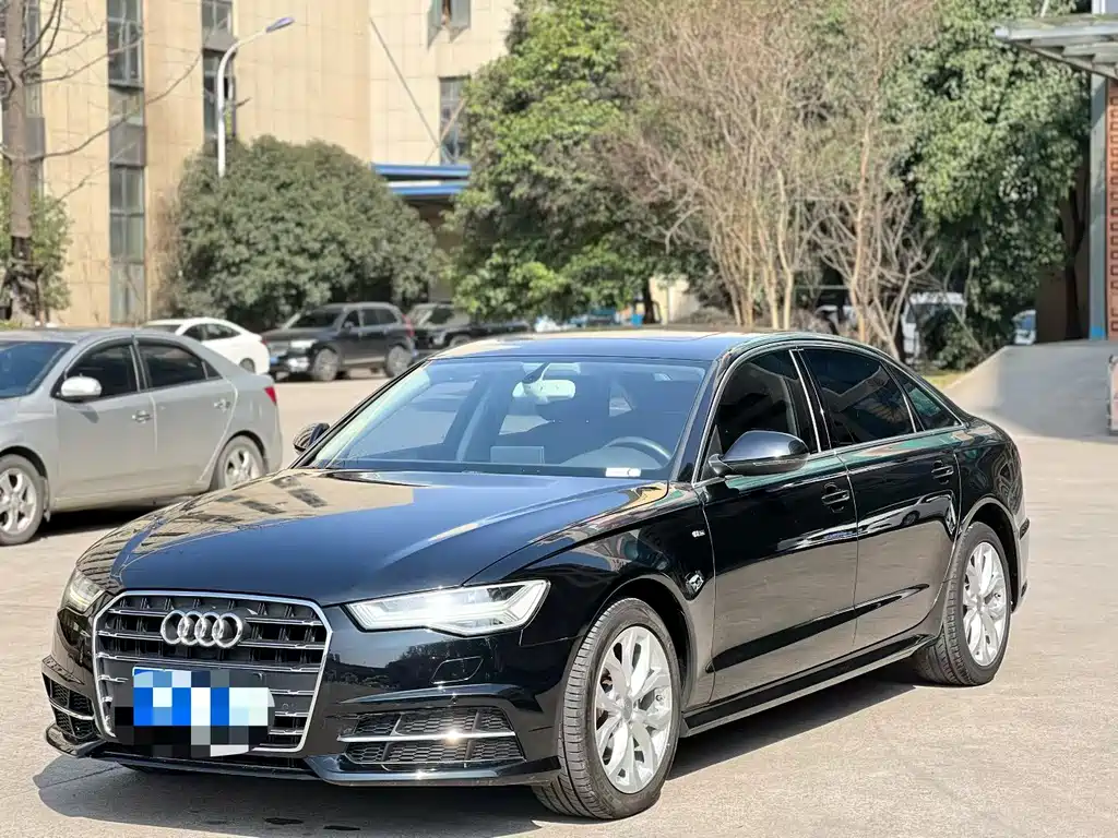 Audi A6L 2018 — фото 1