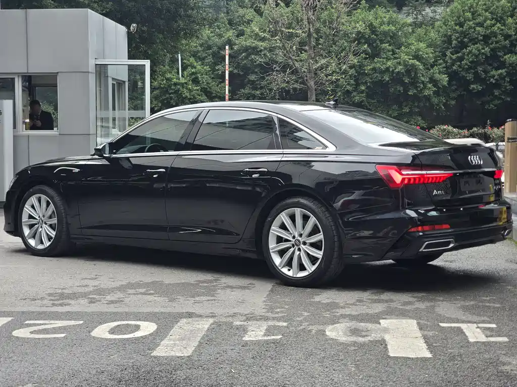 Audi A6L 2021 — фото 7
