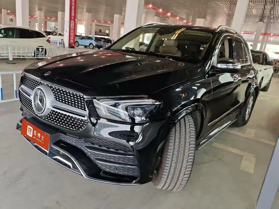 Mercedes-Benz GLE 2020 — фото 1