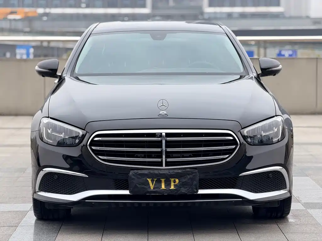 Mercedes-Benz E-Class 2023 — фото 2