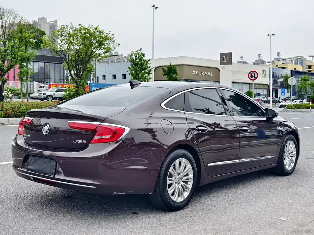 Buick LaCrosse 2017 — фото 4