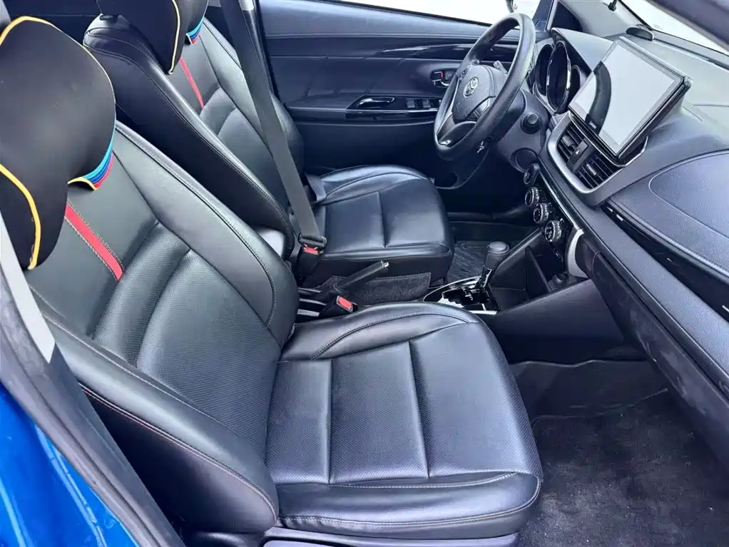 Toyota Yaris L 2021 — фото 15